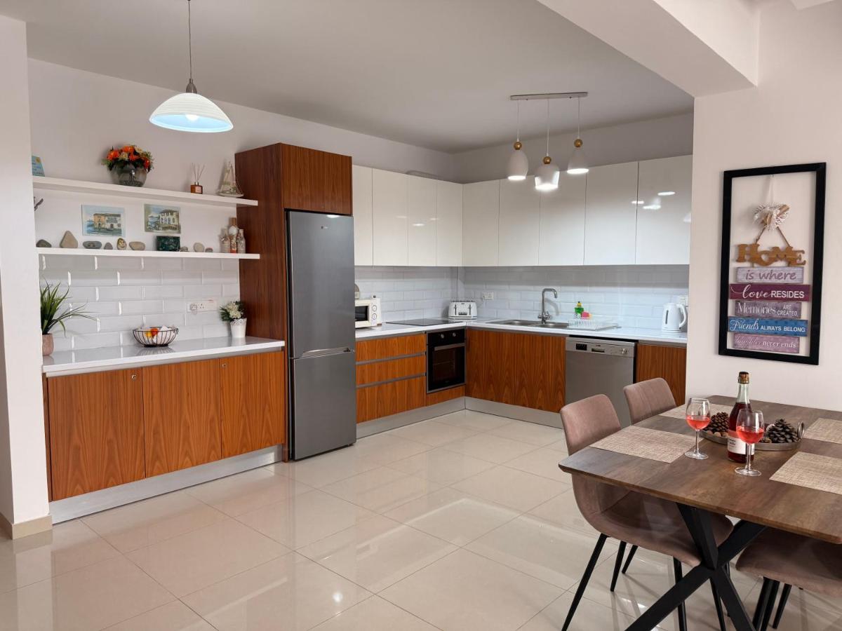 Panorama - Chlorakas Paphos - New Deluxe 2 Bed Apt By Yiota - Housity
