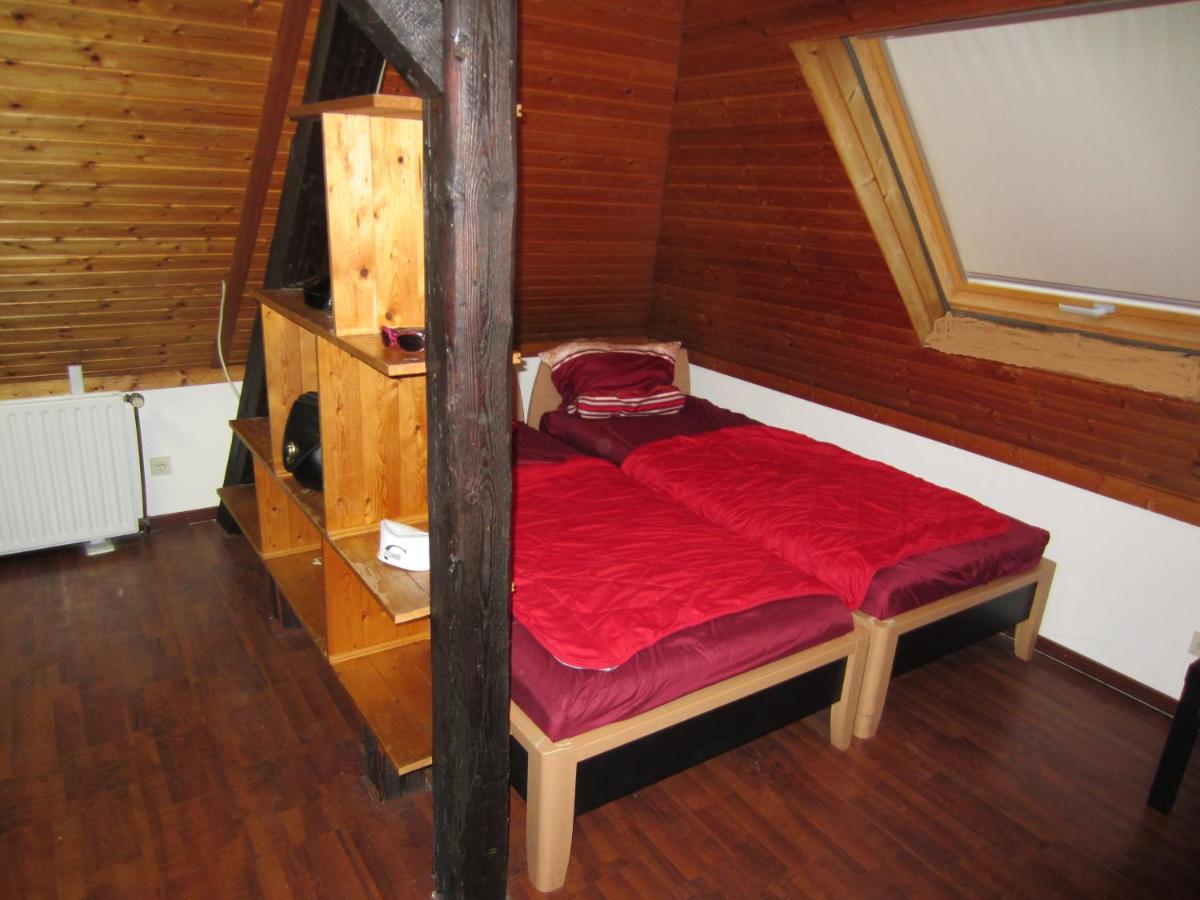 Monteur Apartment Charlotte - Housity