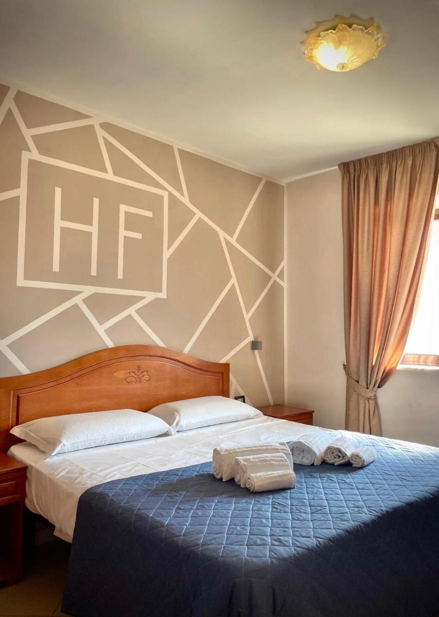 Hotel Futuro - Housity