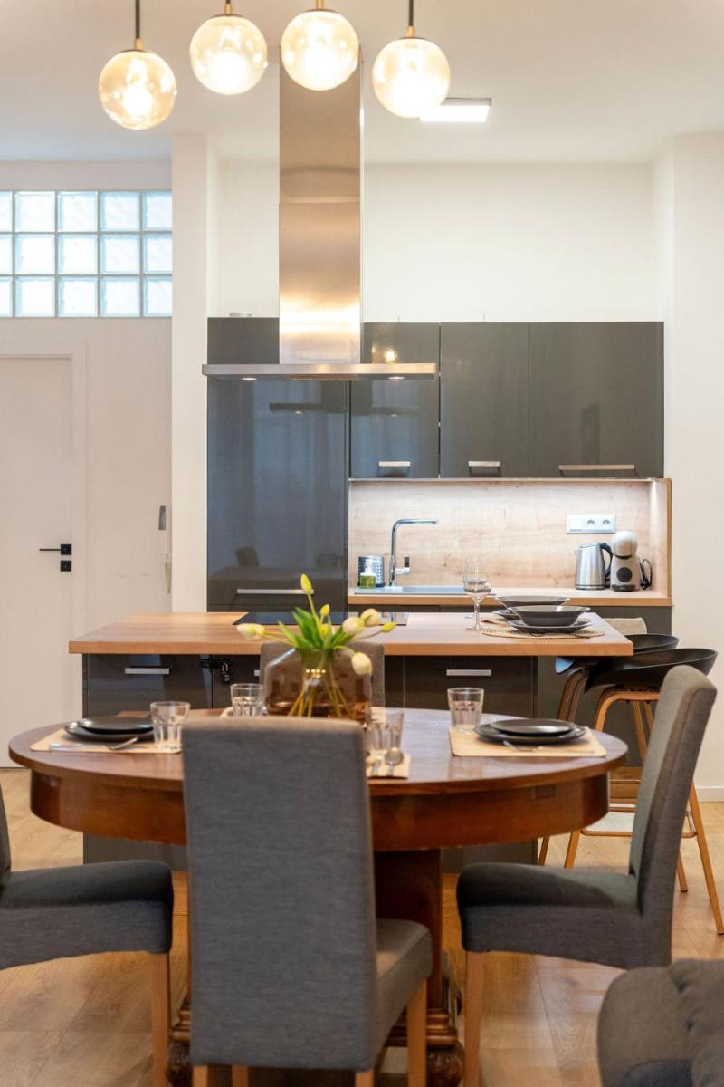 Sundeck City Centre Apartment - Housity
