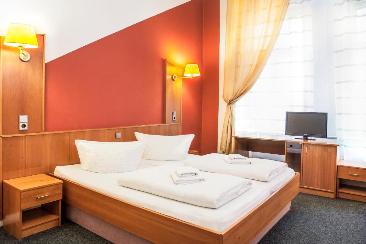 Hotel-Pension Insor - Housity