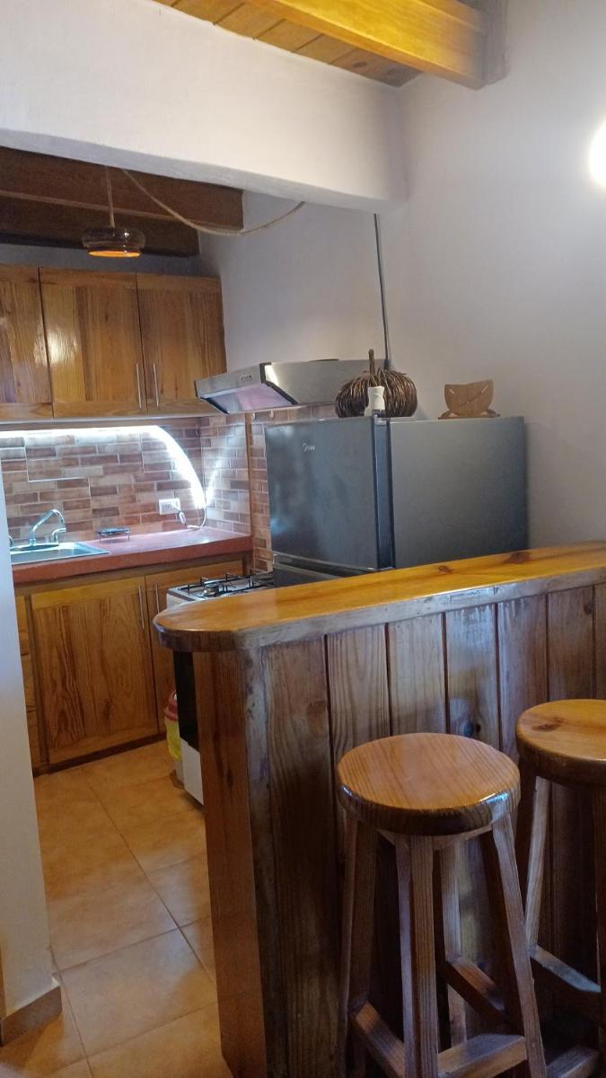 Doña Mayra Aparta Hotel, Rustico - Housity