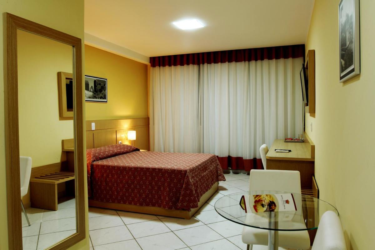 Hotel Pouso Real - Housity