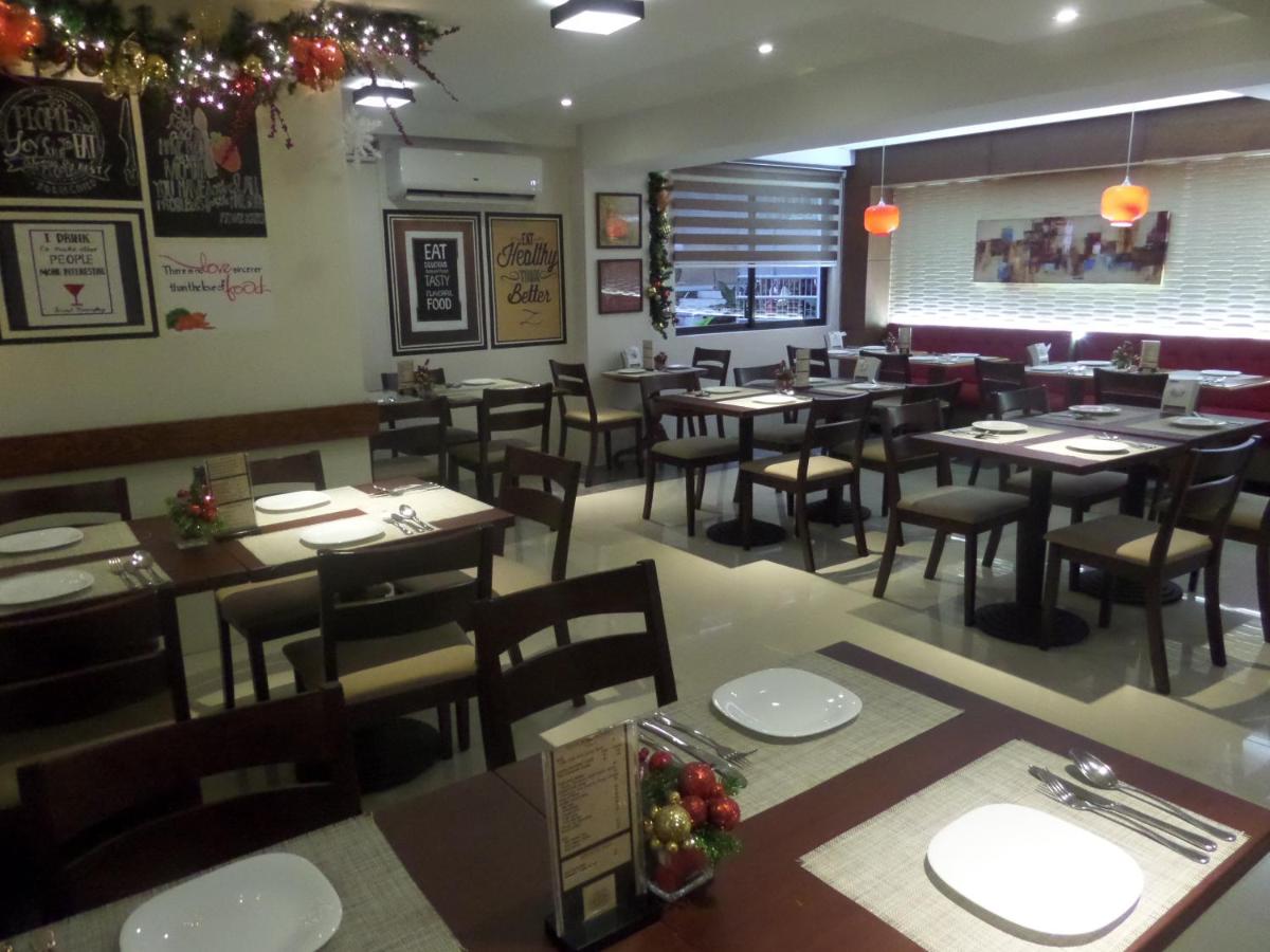 Suitetrails - Royal Suites Condotel