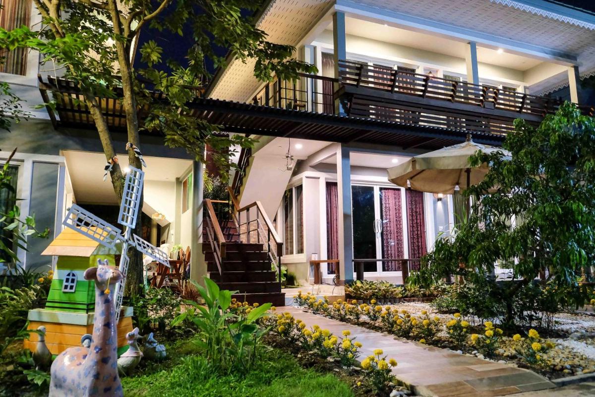 Ruen Yim Homestay Amphawa - Housity