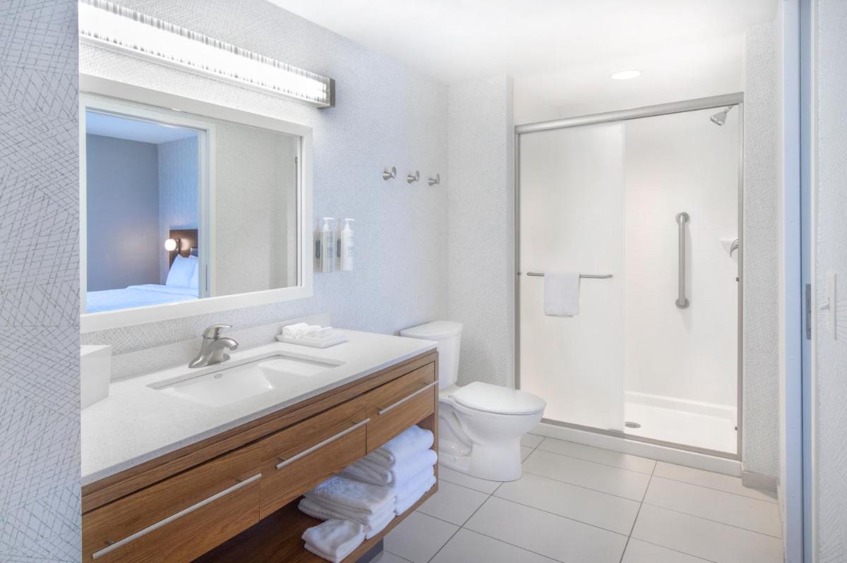 Home2 Suites by Hilton Saratoga Malta - Housity