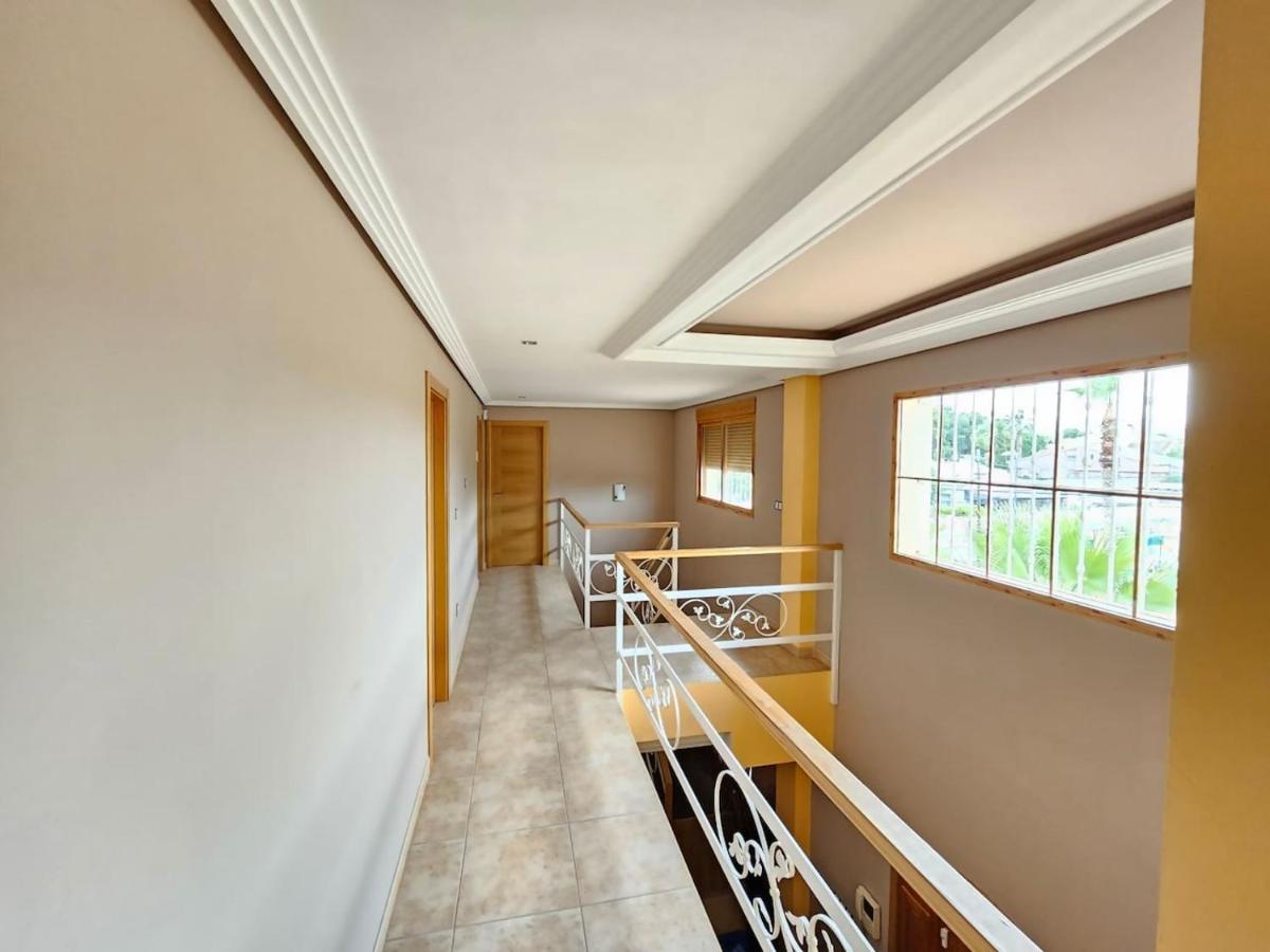 Agradable Villa con Piscina y BBQ. - Housity