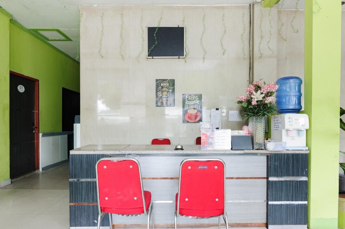 RedDoorz near Mitra Plaza Kota Banjarmasin - Housity
