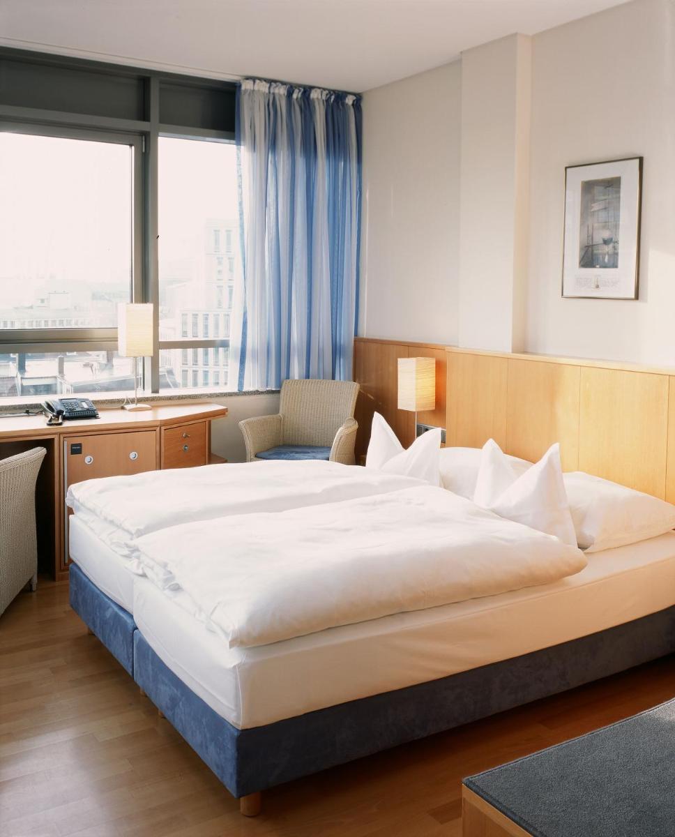 Hotel Baseler Hof - Housity