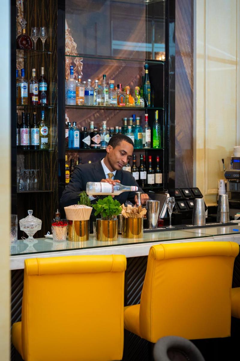Boissons dans l'établissement Waldorf Astoria Versailles - Trianon Palace