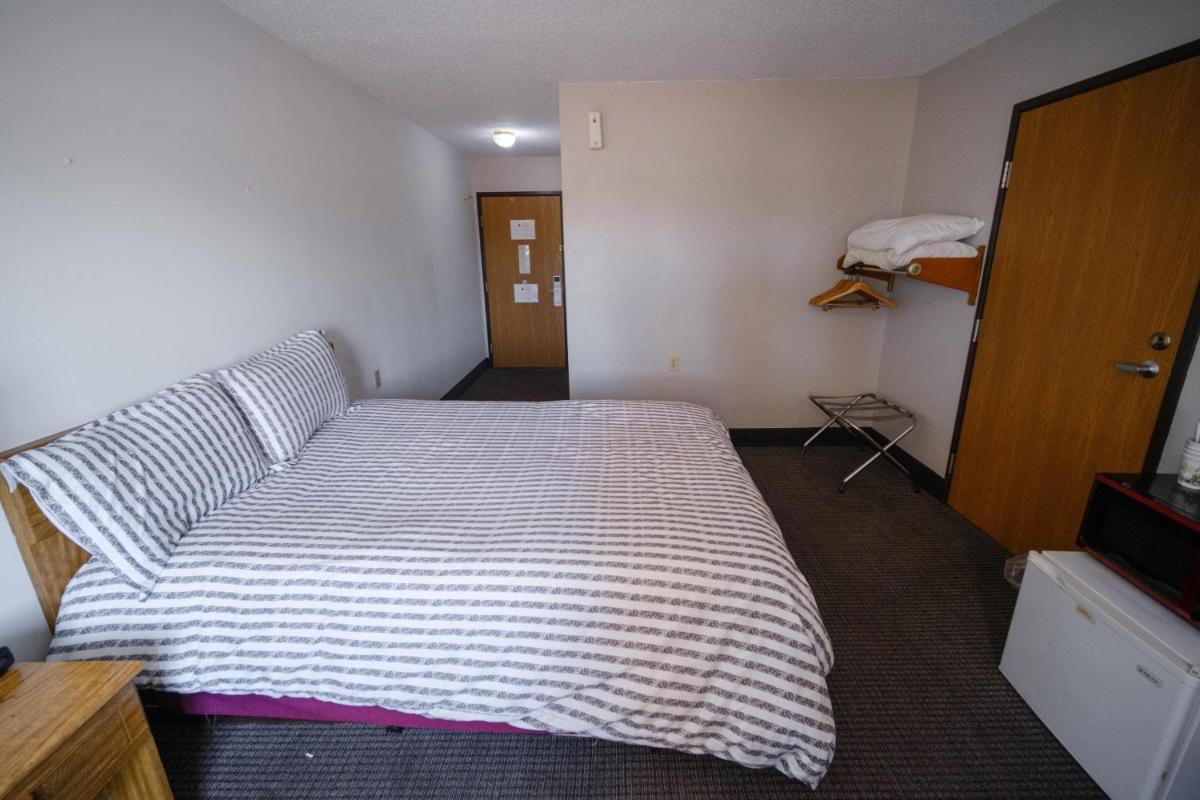 Westwood Inn & Suites Kimball I 90 - Housity