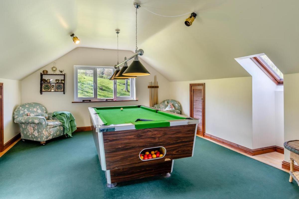 1 Derw Cottages - Housity