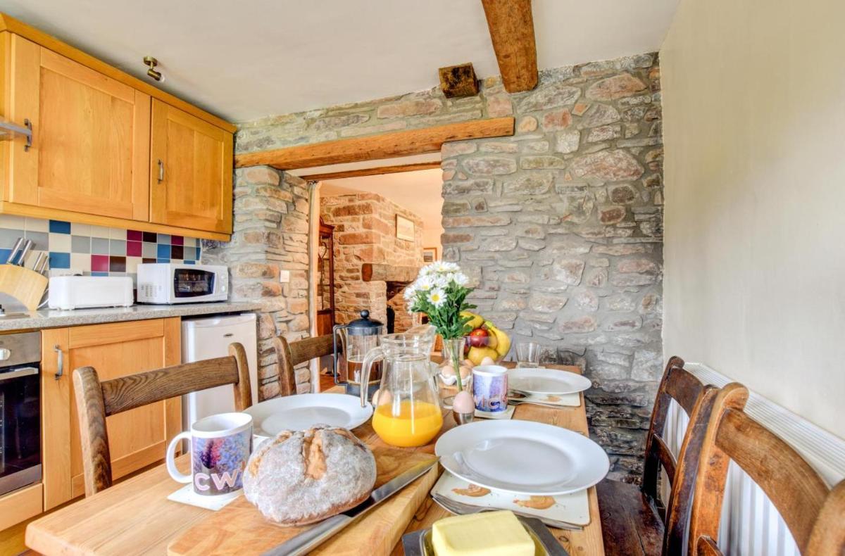 2 Bed in Brecon oc-37318 - Housity
