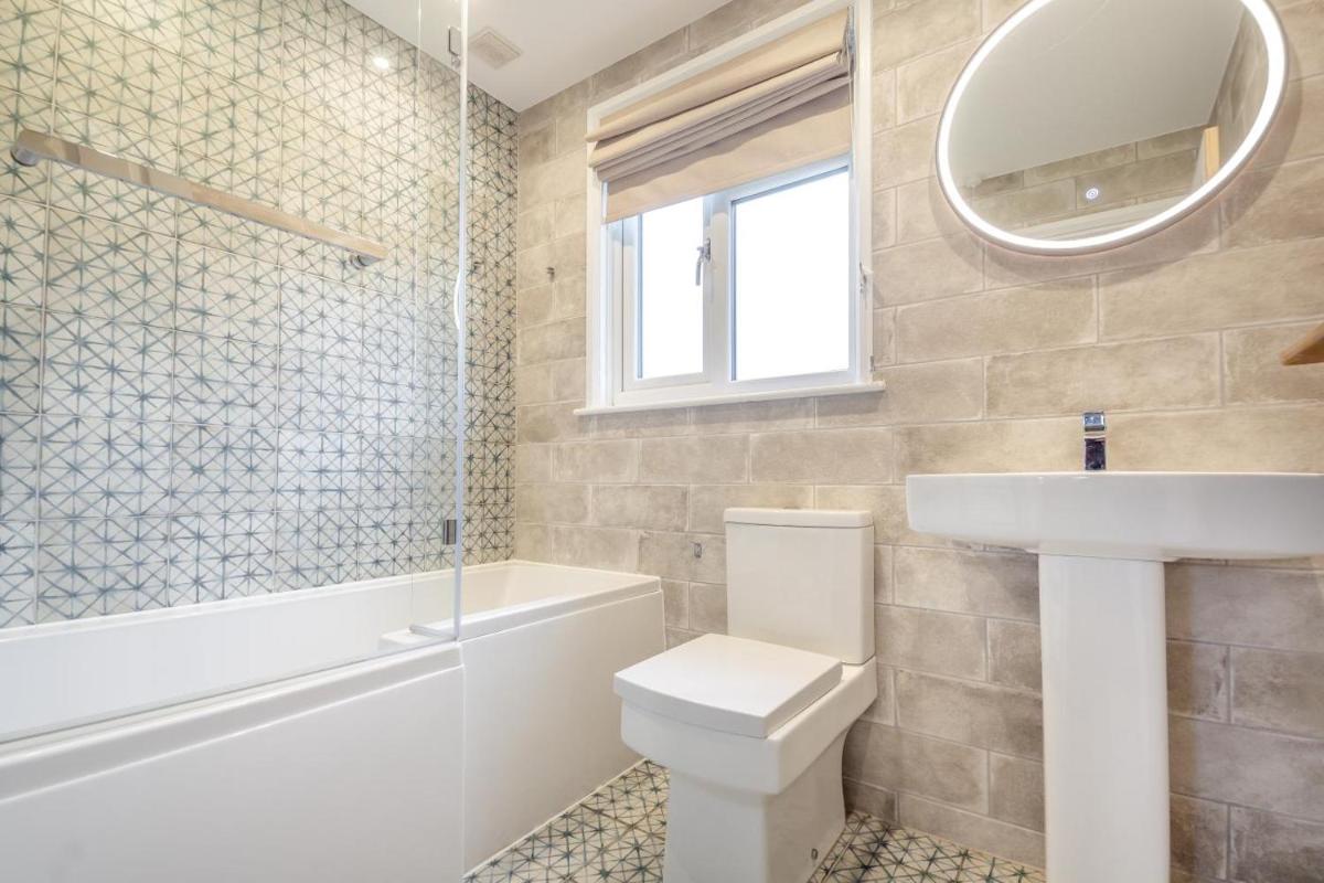 2 Bed in Pwllheli oc-brynpe - Hizvo