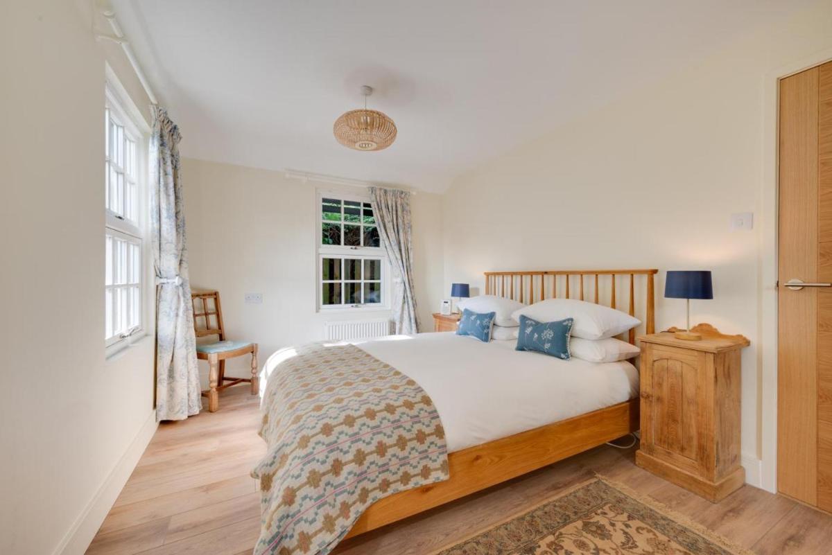 Garden Lodge - Housity