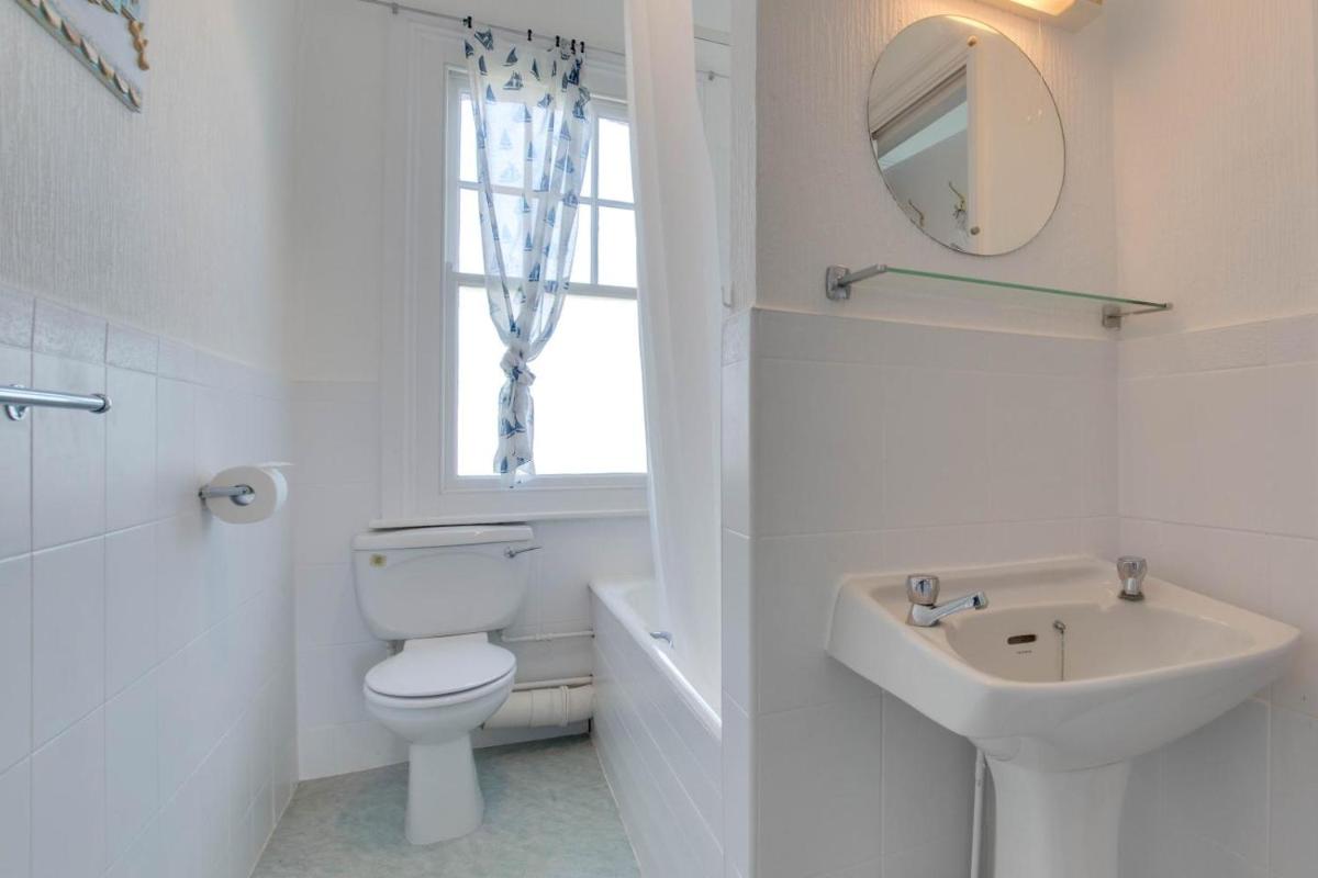 Saxon House - Housity