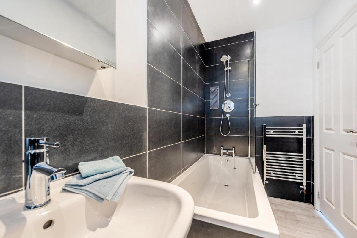2 Bed in Tenby oc-o31794 - Housity