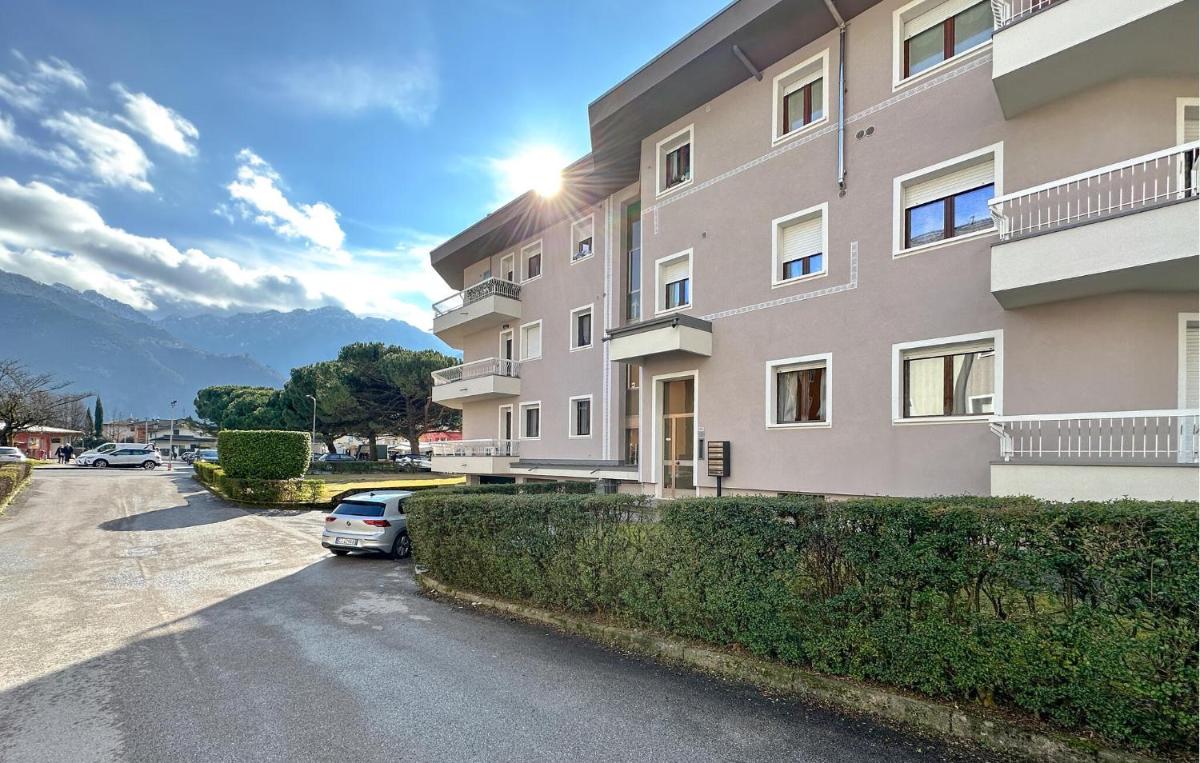 Gorgeous Apartment In Ponte Caffaro With Wifi - Housity