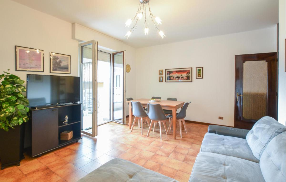 Gorgeous Apartment In Ponte Caffaro With Wifi - Housity