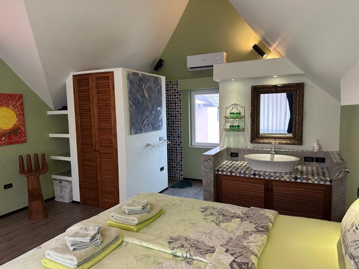 Laguna Beach House - Housity