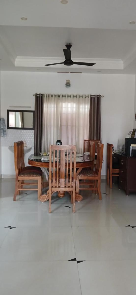 annies inn homestay - Housity