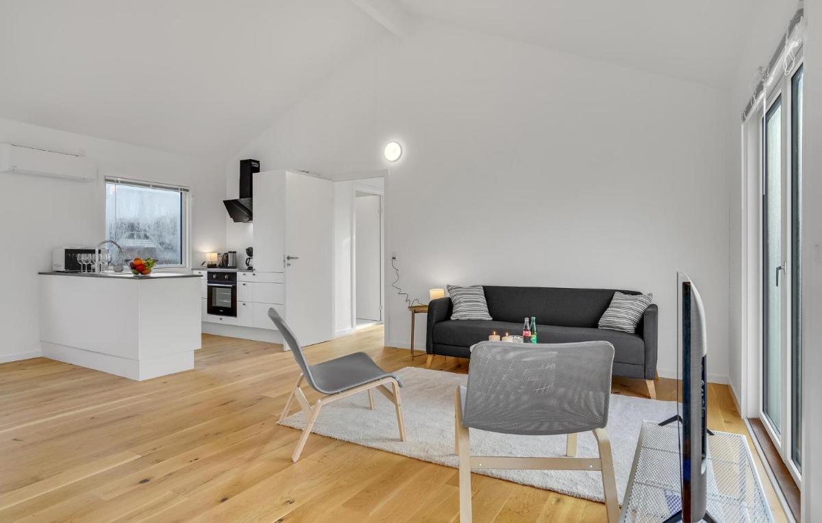 3 Bedroom Beautiful Home In Vordingborg - Housity