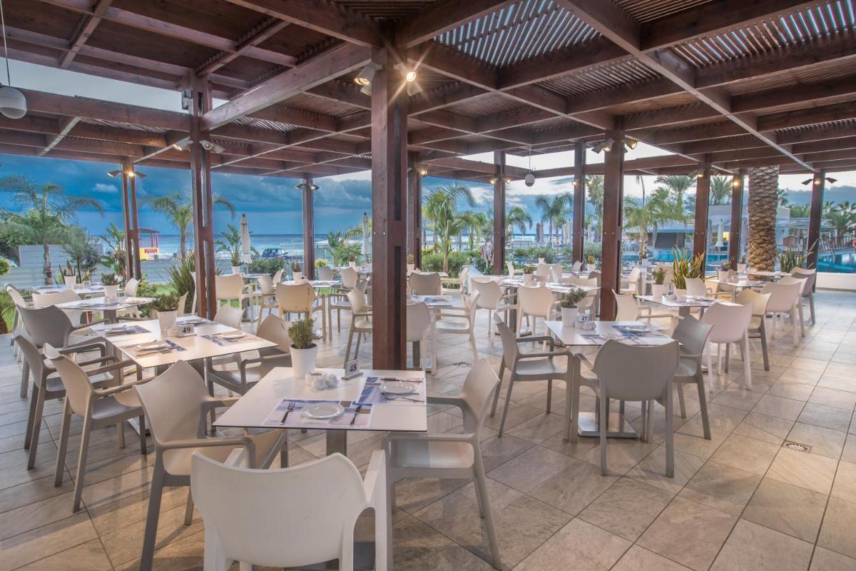 Vassos Nissi Plage Hotel & Spa - Housity