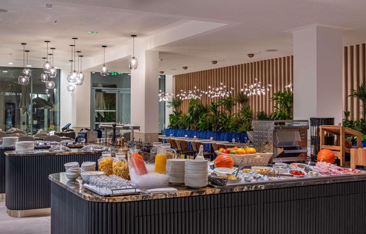 Nourriture dans l'hôtel ou à proximité