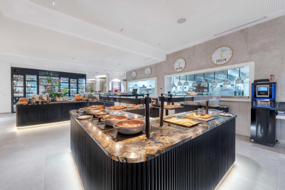 Nourriture dans l'hôtel ou à proximité