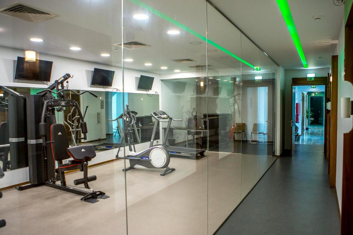 O centro de fitness e/ou as comodidades de fitness de Enigma - Nature & Water Hotel
