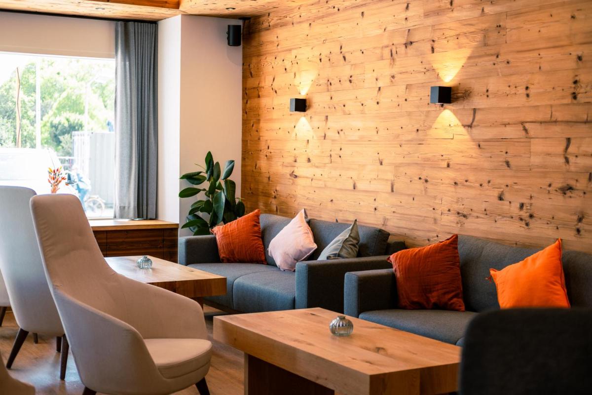 Hotel Bellevue - Housity