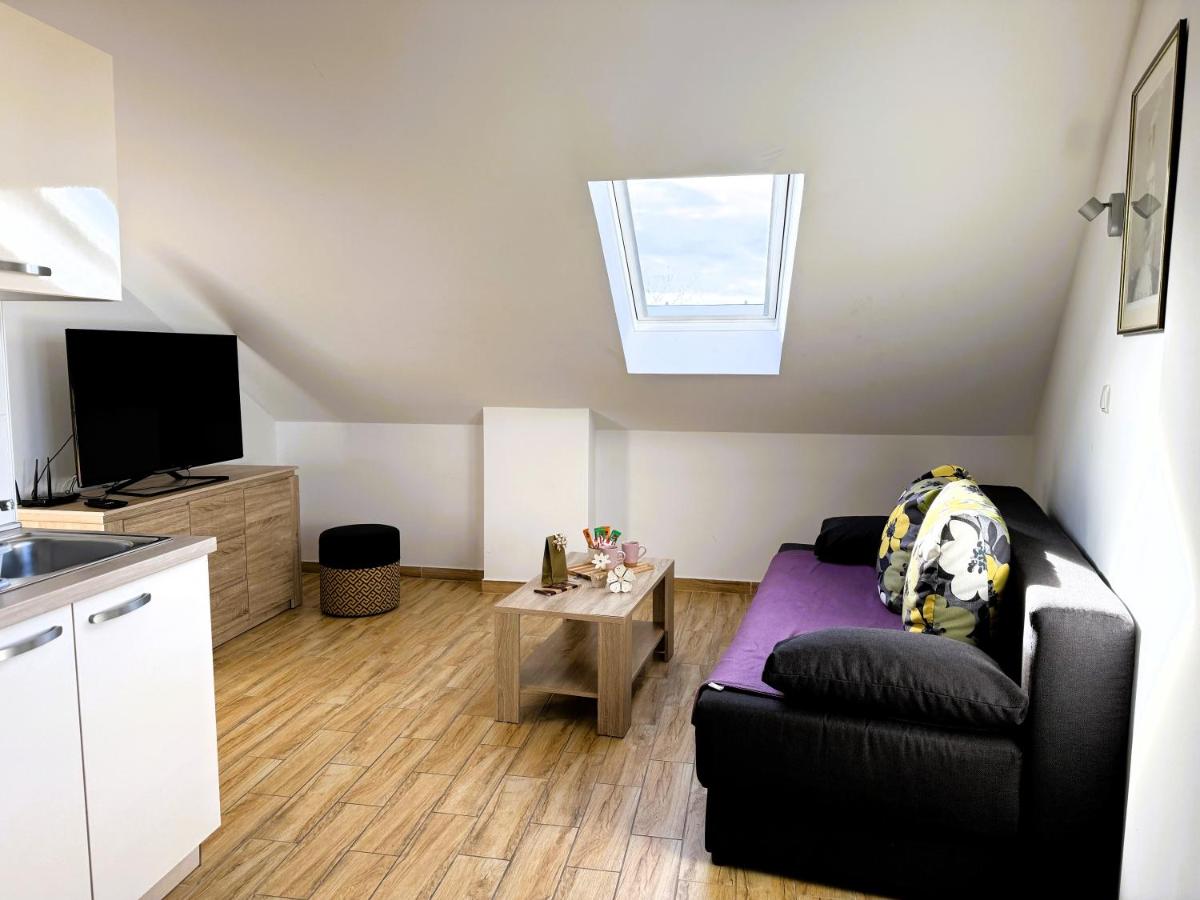 Novalja City Central Apartments - Housity