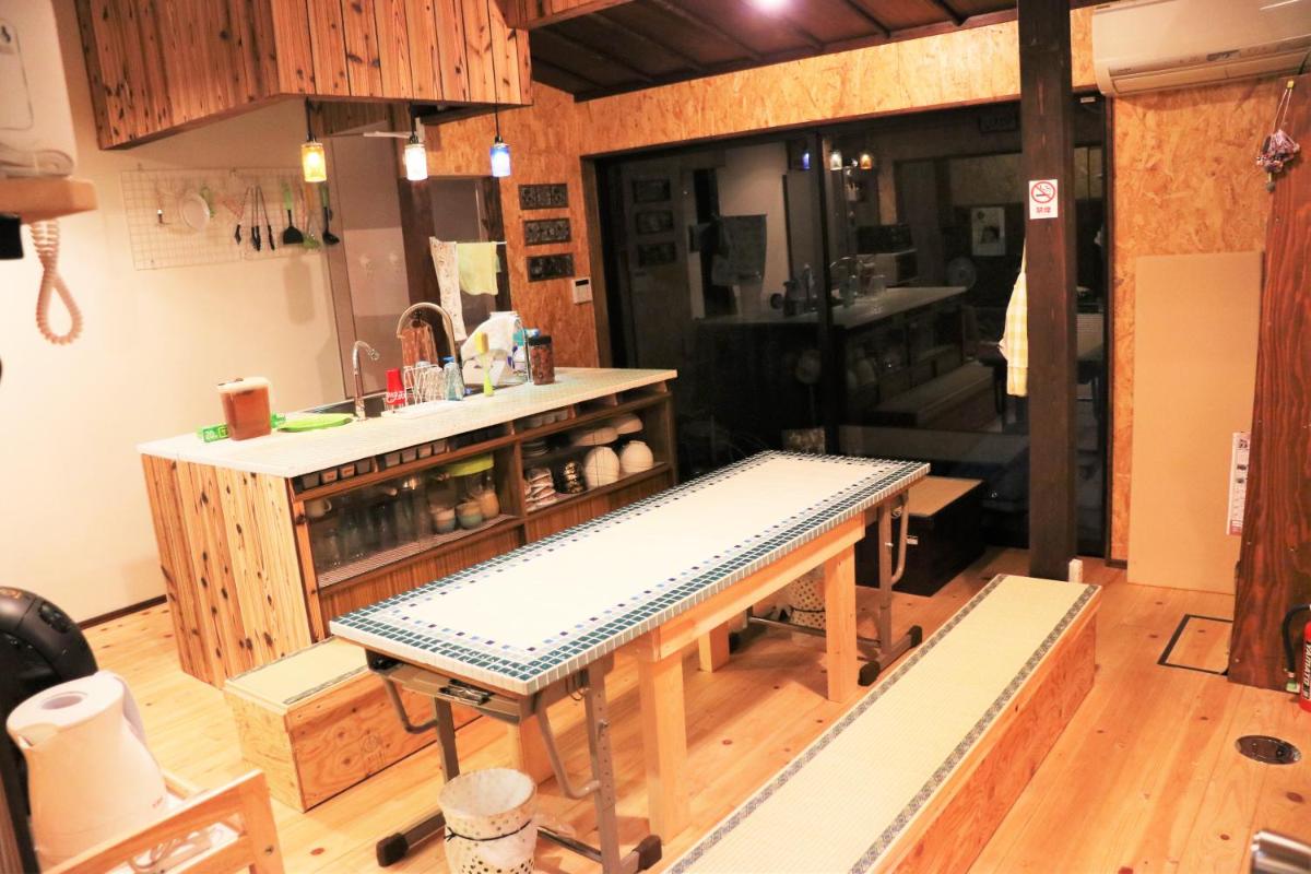 Guesthouse Kiten - Housity