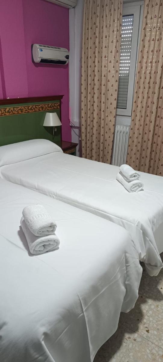 Hospedium GL Hotel Logasasanti - Housity