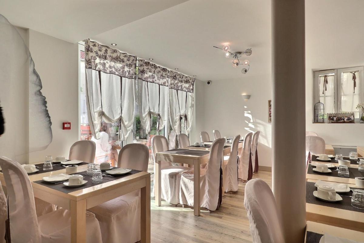 Restaurant ou autre lieu de restauration dans l'établissement Grand Hôtel des Bains SPA