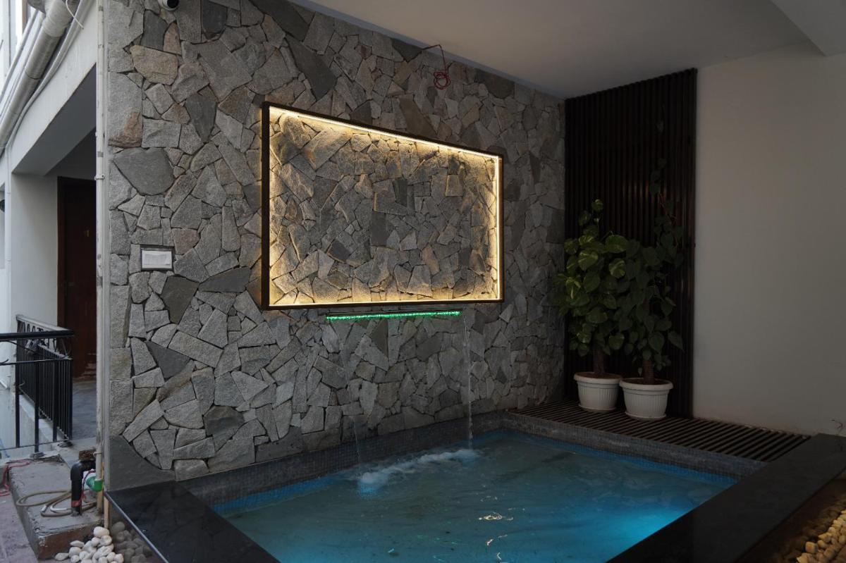 Royal Palace Boutique Hotel - Hizvo
