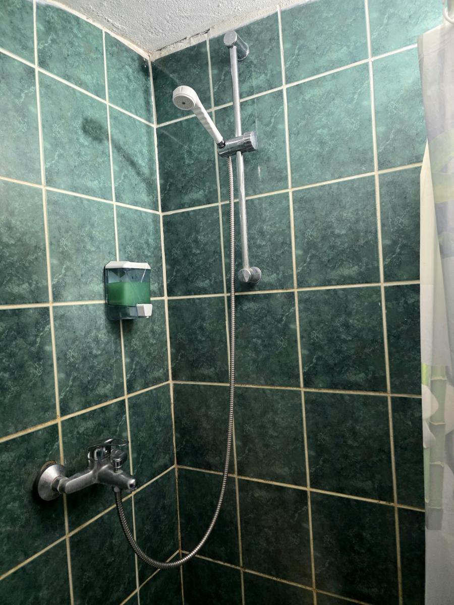 Sobi-Rooms for Rent part of House Floor - Housity