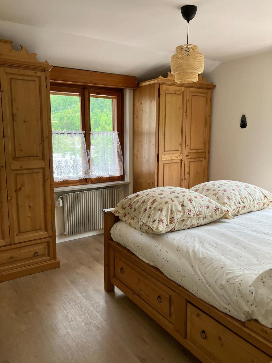 Designer apartment in Lanzada, Valmalenco - Housity