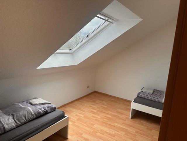 4 Personen I 2 Schlafzimmer I Wohnung Wörrstadt mit Parkplatz - Housity