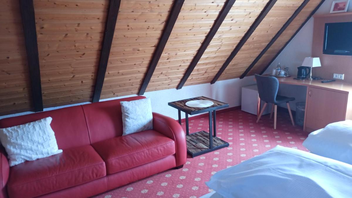 Gasthof Hirsch - Housity