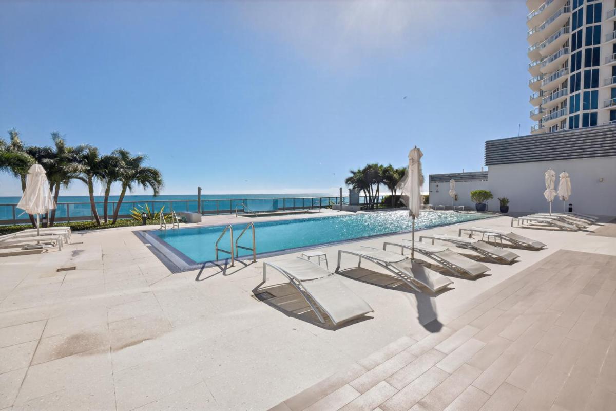 Monte Carlo by Miami Vacations - Hizvo