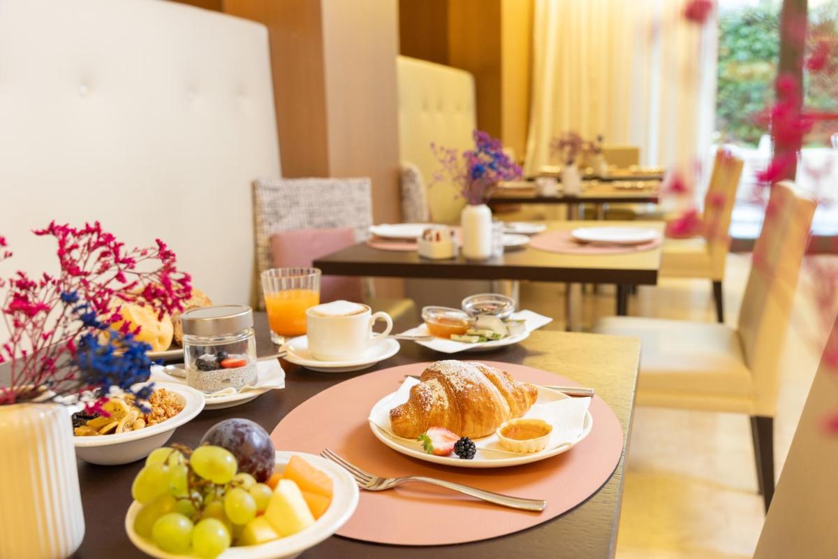 Laguna Palace Hotel Grado - Housity