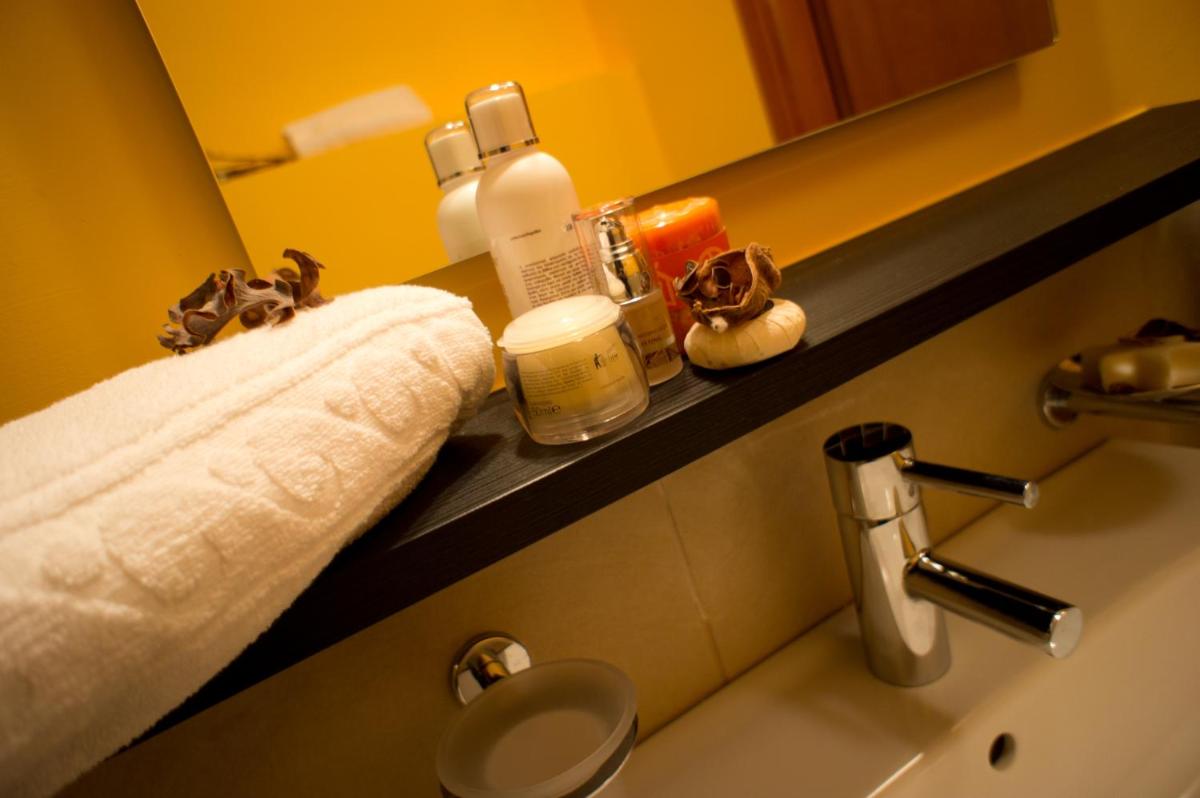 Hotel Padus Meublè Parma - Housity