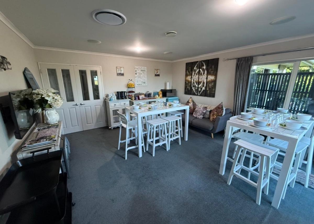 Waitomo Orchard Estate B&B - Housity