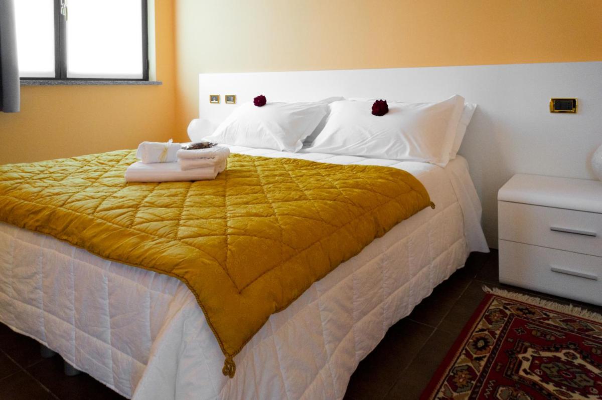 Hotel Padus Meublè Parma - Housity
