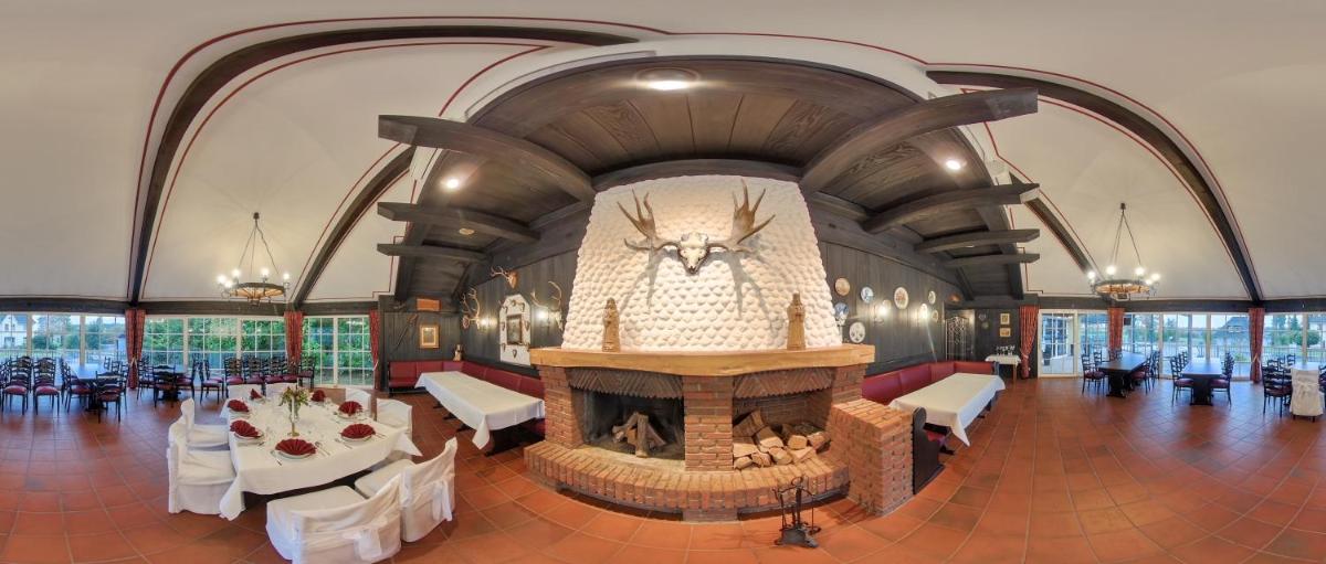 Hotel Restaurant Zum Jägerheim mit Innenpool - Housity