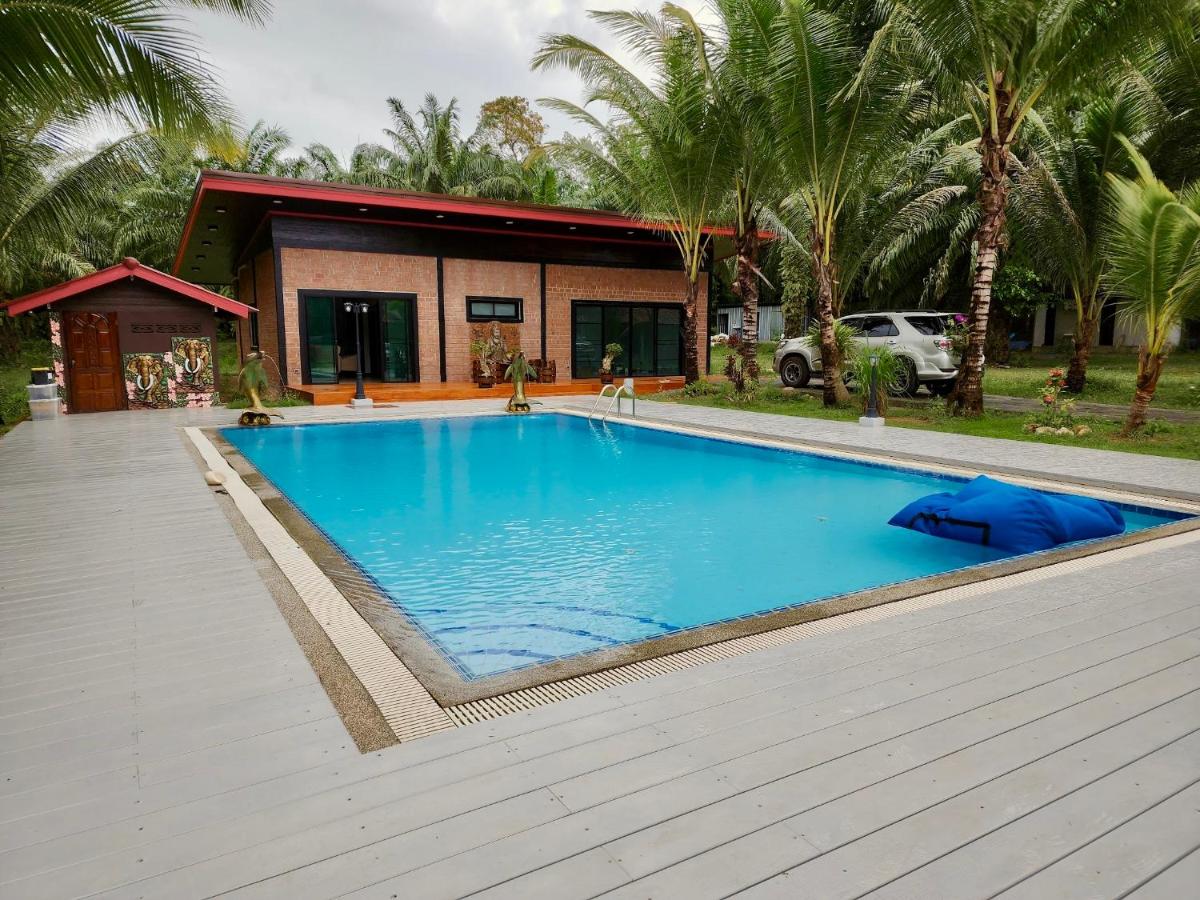 Mangrove Whispers! Appartement with Pool & Fitness Room in Phang-nga - Housity