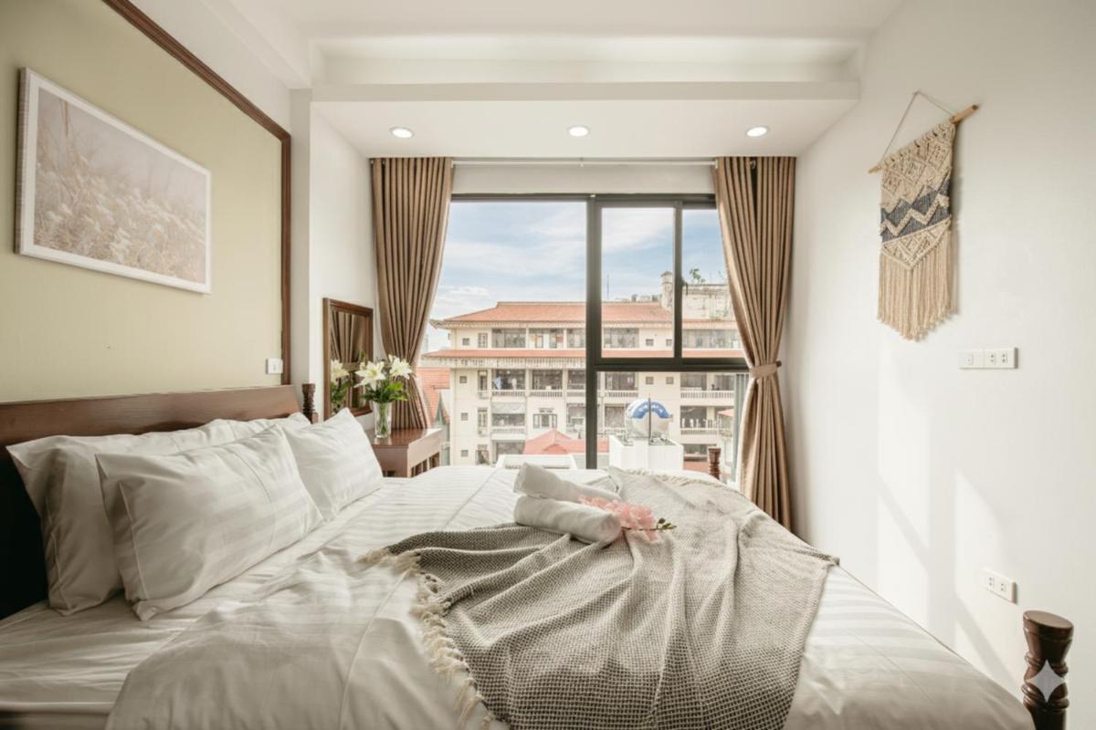 Lunaria Two Bedroom Apartment - 24 Hours Stay - Check in Anytime - Housity