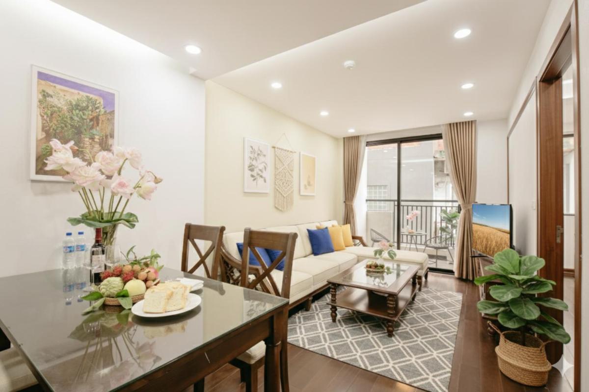 Lunaria Two Bedroom Apartment - 24 Hours Stay - Check in Anytime - Housity