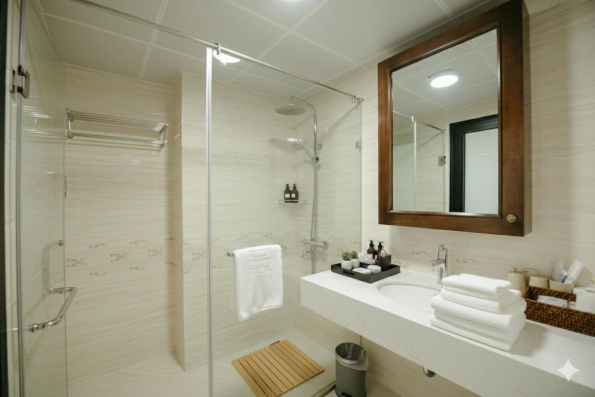 Lunaria Two Bedroom Apartment - 24 Hours Stay - Check in Anytime - Housity